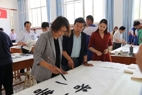 到人民中去 奉獻關(guān)愛暖人心 莒縣文聯(lián)組織文藝志愿服務(wù)進基層活動